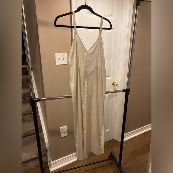 Something Navy Swiss Dot Midi Dress - Picture 4 of 11